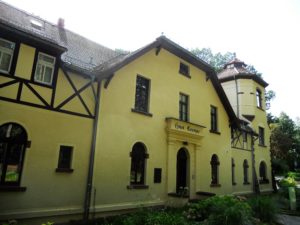 Im Jahr 1901 erwarb Ostwald das Haus für den Sommeraufenthalt seiner Familie.