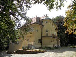 Das Haus "Glück auf" wurde 1914 erbaut und vom mittleren Sohn Walter (1886-1958) und seiner Familie bewohnt.